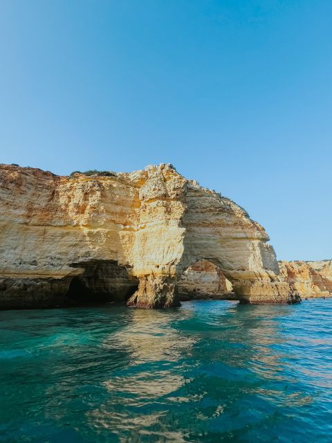 2 Hours Private Benagil Caves and Beaches Boat Tour - Meeting at Armação de Pêra: Parking, Check-In, and Finding Tridente Boat Trips
