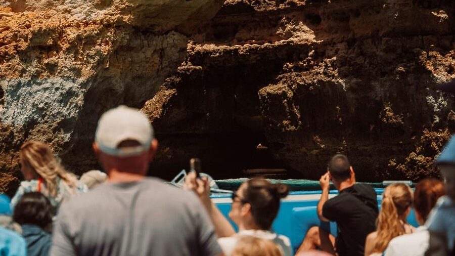 Albufeira: 2.5-Hour Dolphin Watching and Caves Trip - São Rafael to Marinha, the coastal pass-by stops and what to watch for