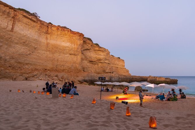 Albufeira: 6-Hour Sunset Dinner Catamaran Cruise with Open Bar - Algar de Benagil cave viewing: what the 5-minute stop actually feels like