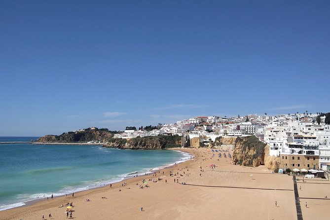 Albufeira: A Local Experience w/food tasting & local shops - Pau da Bandeira viewpoint: the history and the big angles