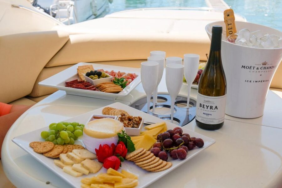 Albufeira: Algarve Half-Day Private Yacht Charter - Who this half-day yacht charter suits best