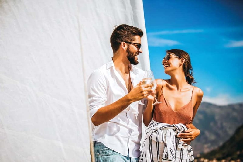 Albufeira: Algarve Sunset Sailing Experience - Key Things to Know Before You Go