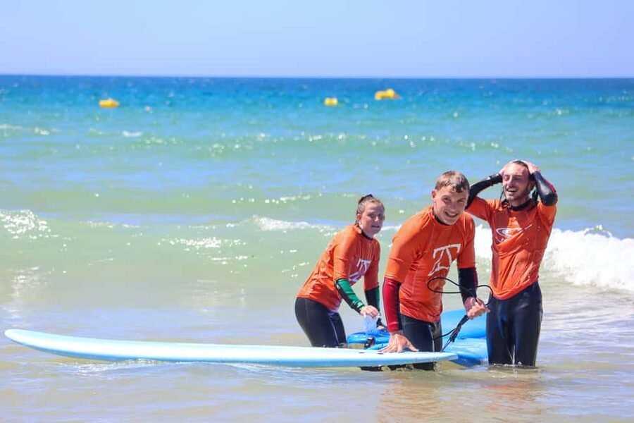 Albufeira: Beginner Surf Lesson - Small-group coaching, and why it feels personal