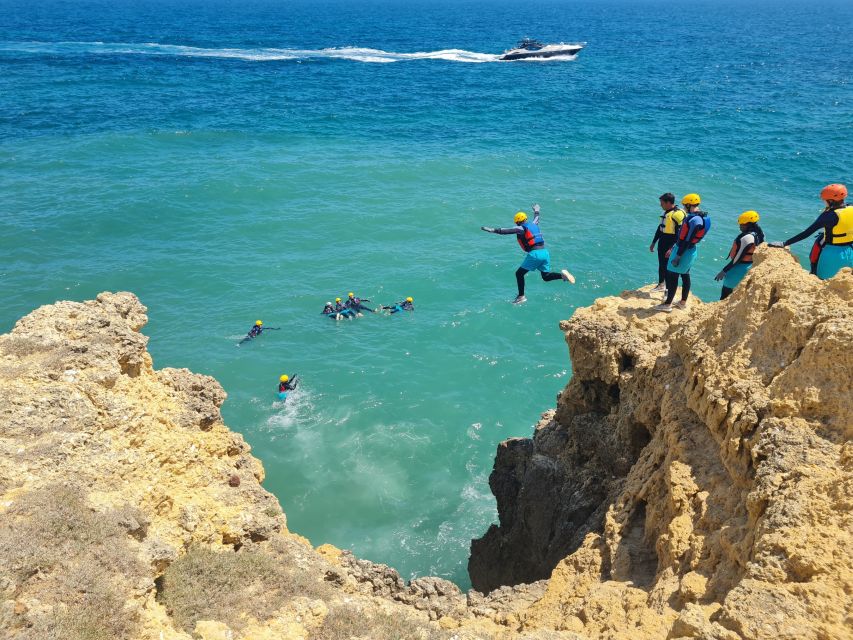Albufeira: Guided Coasteering Tour with Cliff Jumping - Meeting up, checking in, and getting your gear right