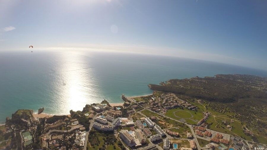 Albufeira: Paragliding and Paratrike Tandem Flights - From safety briefing to lift-off: what actually happens on the day