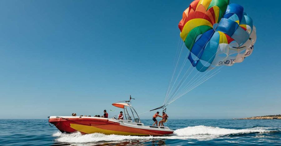 Albufeira: Parasailing Boat Trip - From Albufeira Marina to the Sky: How the 1.5-Hour Flow Works