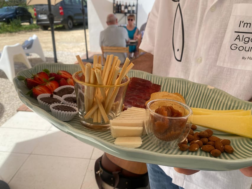 Albufeira/Porches/Vilamoura: Wine Tasting with Tapas & Music - Key things you will notice on this Algarve wine and tapas tour