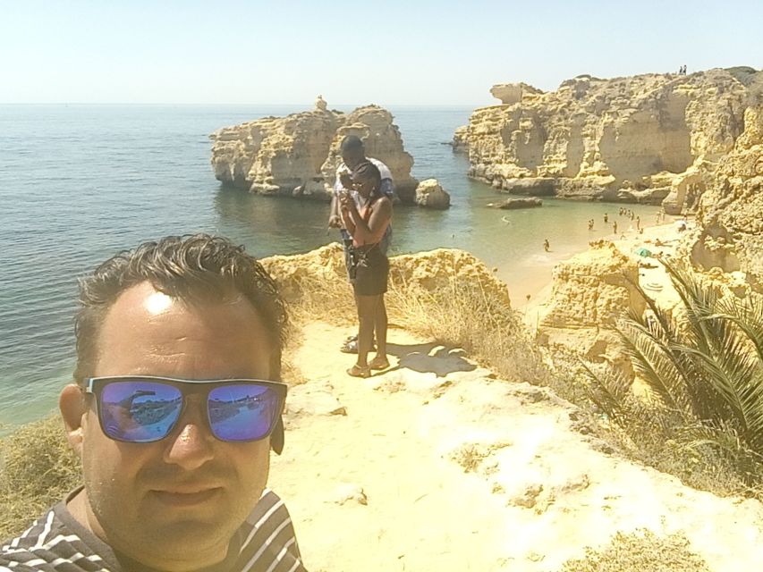 Albufeira: Private Sightseeing Tuk-Tuk Tour with Pickup - Arrifes and Sao Rafael Beaches: Coastal Color in a Short Stop