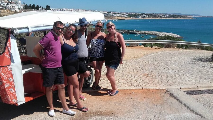 Albufeira: Private Tuk Tuk Tour - Price and value for a 2-hour private tour