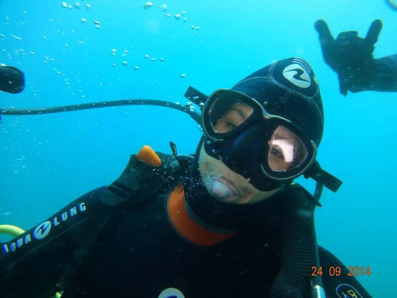 Albufeira: Scuba Diving Experience for Beginners - From Theory to Safety Drills, This Course Keeps You Focused
