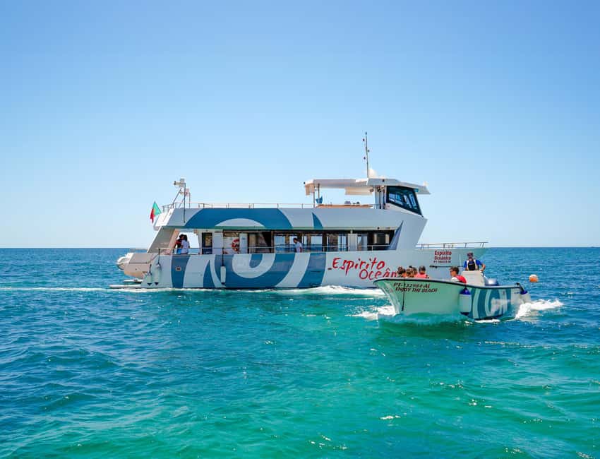 Albufeira: Sightseeing Cruise with Beach BBQ and Open Bar - Key Points That Matter