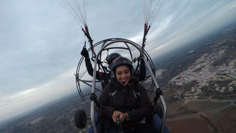 Albufeira: Sunset Paragliding Flight - What the 30 minutes actually feels like