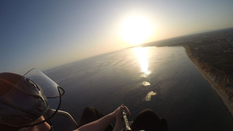 Albufeira: Sunset Paragliding Flight - Getting to the meeting point near Rua do Pinhal