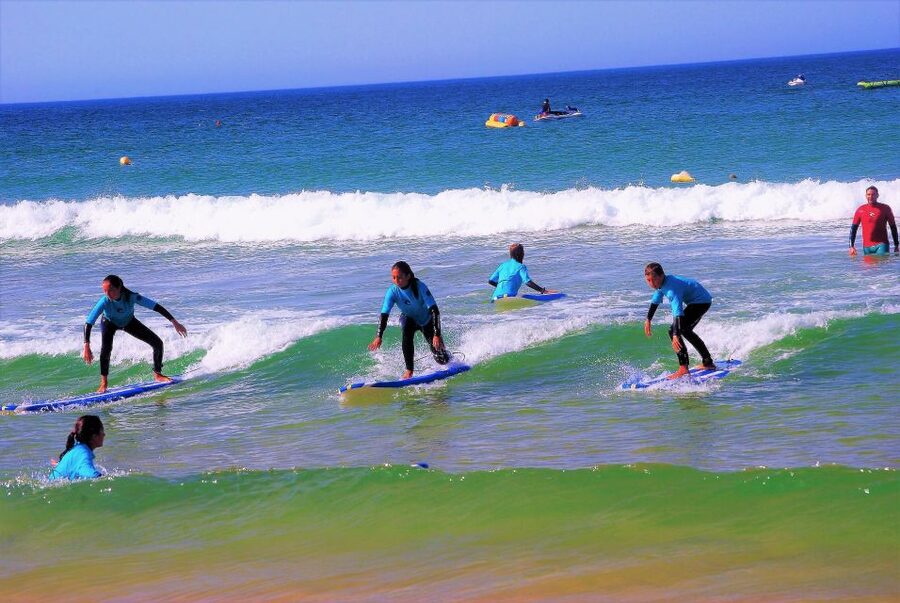 Albufeira: Surfing Lesson at Galé Beach - Gear, comfort, and keeping your stuff out of the ocean