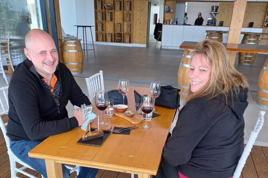 Albufeira/Vilamoura: Winery Tour with Wine Tasting and Tapas - Starting in Albufeira or Vilamoura, Then Getting Your Bearings Fast