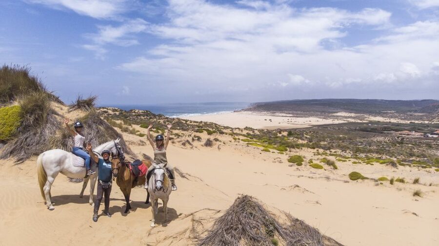 Algarve: 1-Hour Carrapateira Horseback Riding Tour - Why Carrapateira Works So Well for a Short Horse Ride