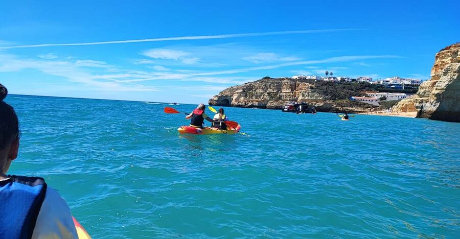 Algarve: 2-Hour Benagil Kayak Rental - Getting started at O Litoral: meeting point and first steps