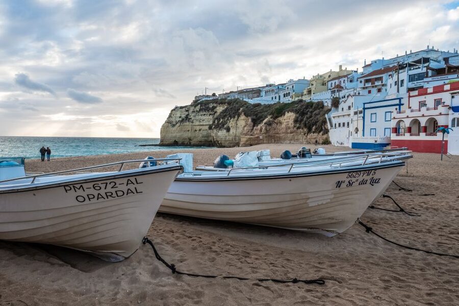 Algarve: Benagil Cave Boat Tour and Algarseco Coastal Walk - The small-group feel, guide style, and photo help