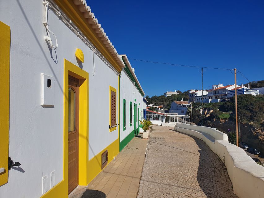 Algarve: Carvoerio and Benagil Walking Tour and Cruise - Tips to make the Benagil cruise more comfortable