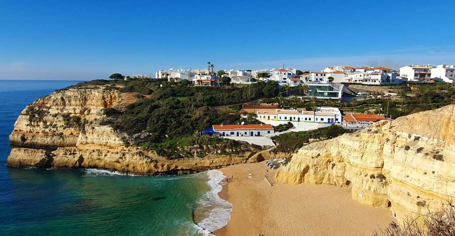 Algarve: Carvoerio and Benagil Walking Tour and Cruise - Why this Carvoeiro to Benagil combo works