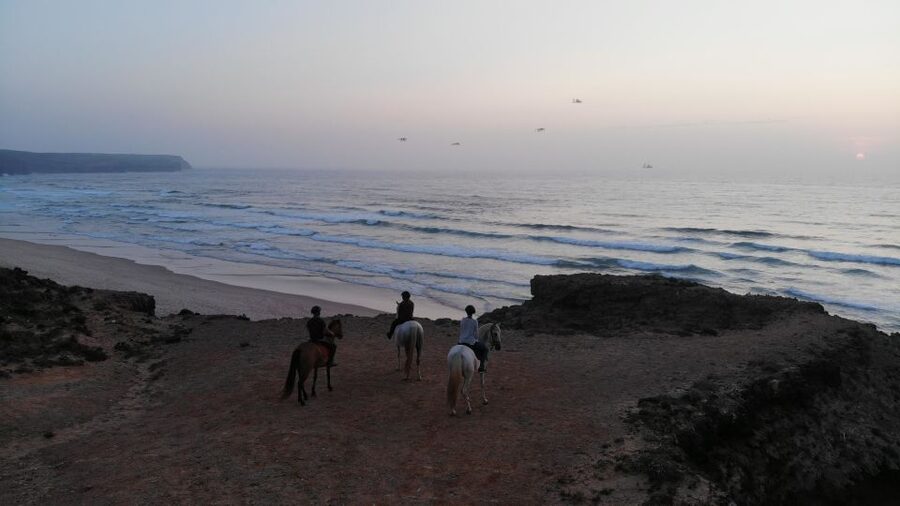 Algarve: Horse Riding Beach Tour at Sunset or Morning - Algarve horse riding starts at Carrapateira, then goes where roads do not