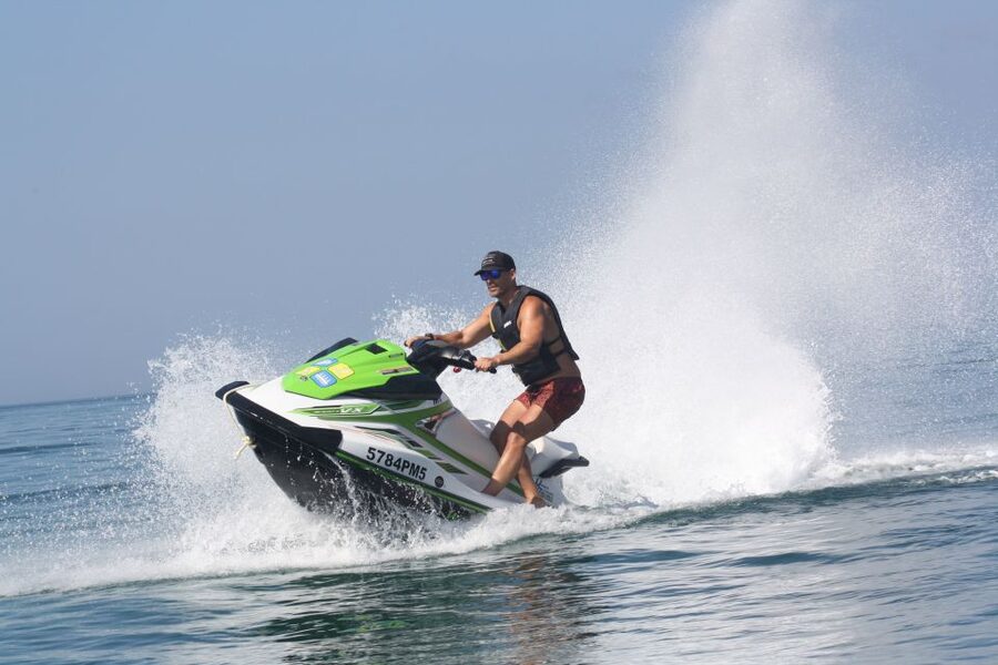 Algarve: Jet Ski Rental in Armação de Pêra - The money question: price per jet ski, not per person