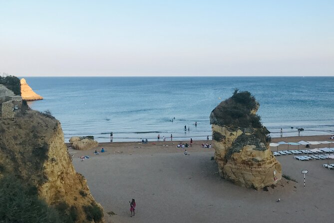 Algarve: Lagos sightseeing guided tour with E-bikes - Stop 1: Castle of Lagos, quick walls and a practical history hit