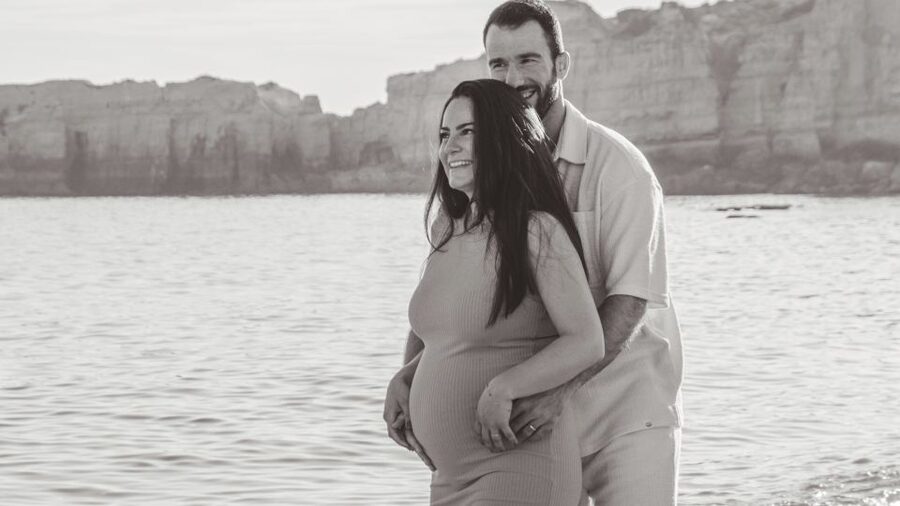 Algarve: Photoshoot for couple, family, portrait - Why a Private Algarve Photo Shoot Feels Different Than Selfies