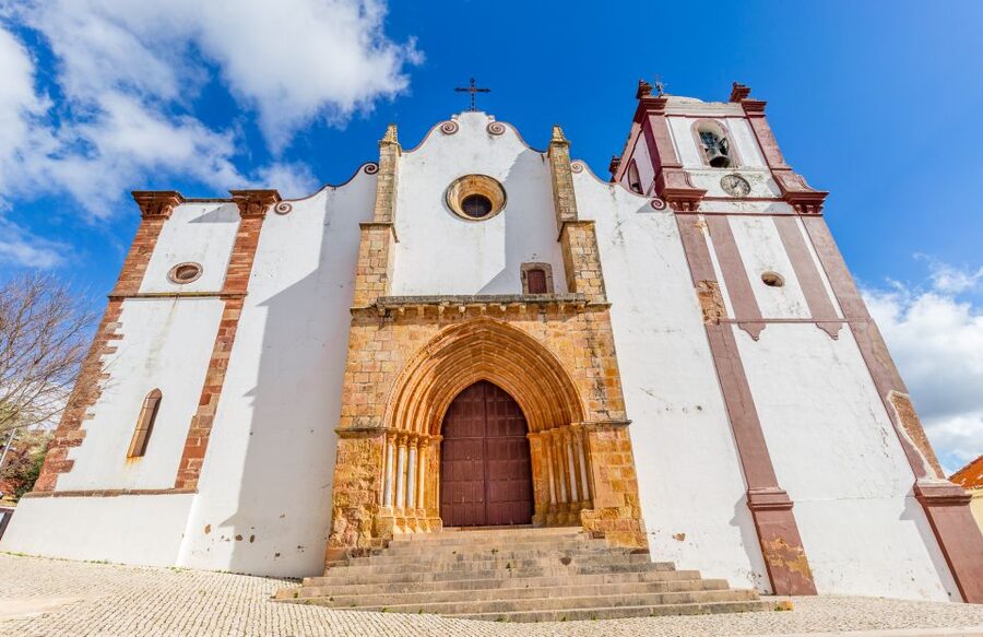 Algarve: Silves, Lagos, & Cape St. Vicente Day Trip - Getting there and moving around: pickup from Açoteias and a coach day