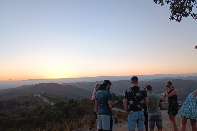 Algarve Sunset Safari Tour from Albufeira - Local tastings and facts you can use later