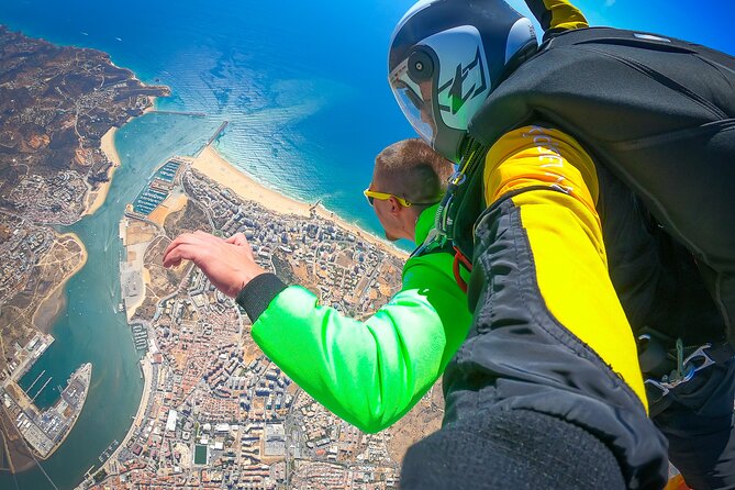 Algarve Tandem Skydive 15.000ft - What’s included, and what you should plan to pay for later