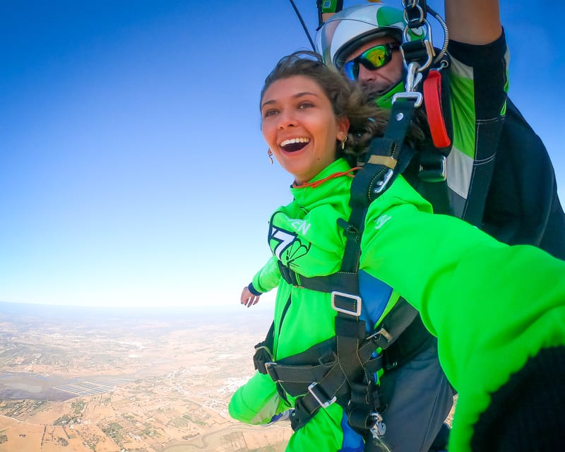 Algarve: Tandem Skydiving Adventure 15,000 to 10,000 Feet - Under canopy: the views slow down, and that’s when the Algarve hits hardest