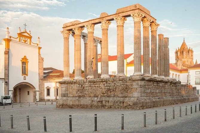 Algarve to Porto with Stops up to 2 Cities: Evora and Coimbra - Key points to know before you go