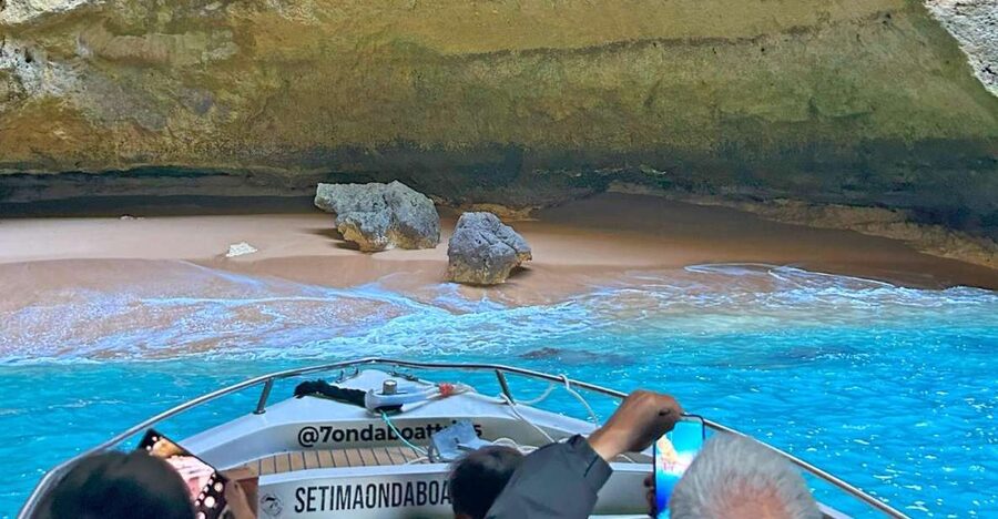 Armação de Pêra: Benagil´s 15 Best Caves Boat Tour - Small-boat cruising with Sétima Onda Boat Trips: the real difference
