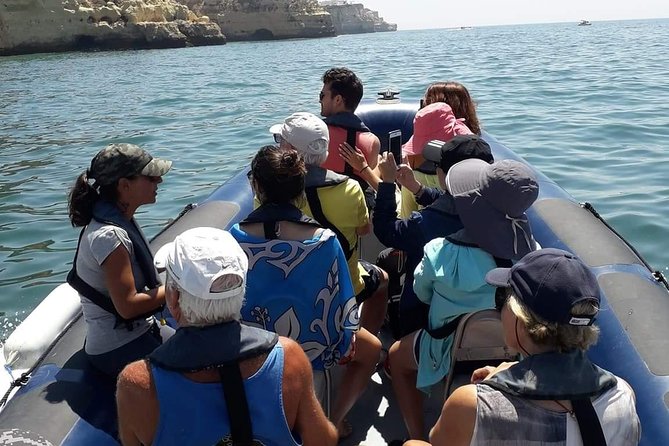 Benagil Cave and Marinha Beach Boat Tour from Portimao - Comfort and crowding: how to have a better ride on a small boat