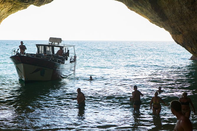 Benagil Cave Boat Tour - Catamarans or Rib - 2 H From Portimão - Dolphins, ice tea, and the details that can vary