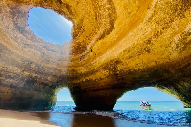 Benagil Cave Boat Tour - Catamarans or Rib - 2 H From Portimão - Catamaran or rib: how boat choice affects comfort and sightlines