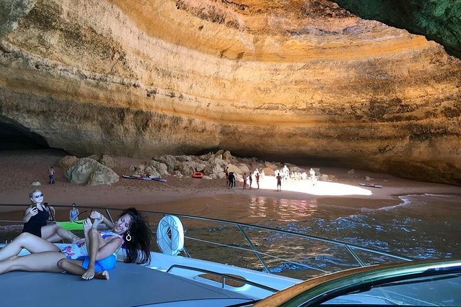 Benagil Cave Tour Sunseeker Portofino 53 5H - Benagil Cave, the Algarve cathedral: what you’re really going for