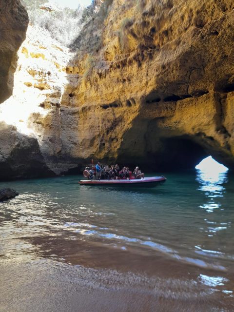 Benagil Tour - Who this Benagil boat tour suits best