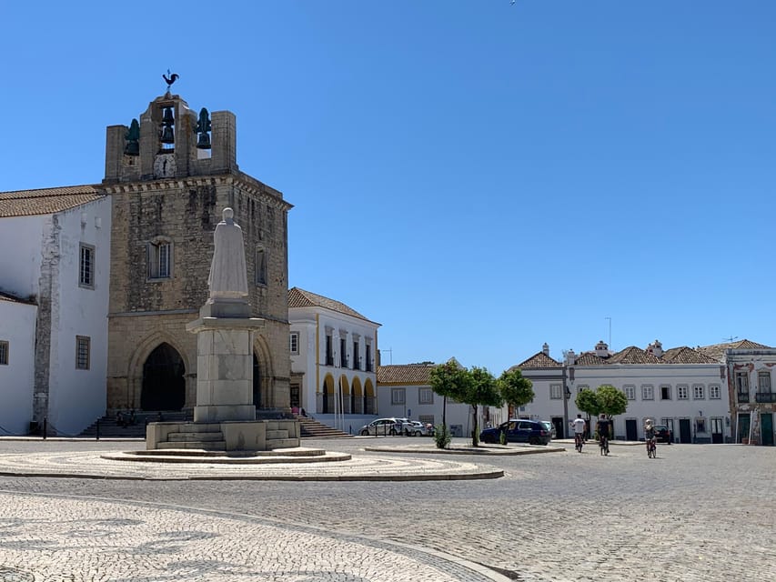 Best of Faro - Guided Bike Tour (3h) - Iglesia do Carmo, Igreja de São Pedro, and Igreja da Sé: Multiple Churches, One City Feel