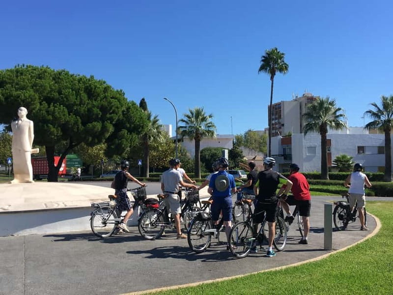 Best of Vilamoura - Guided Bike Tour (3h) - Quarteira markets and the walk from the dunes