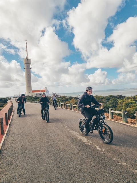 Carvoeiro & Ferragudo: Private Fat Bike Tour - Algar Seco: caves, natural pools, and cliff views without a hike marathon
