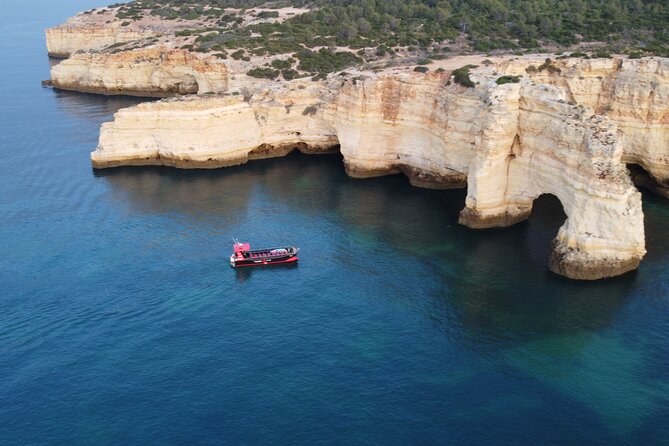 Catamaran Tour to Benagil Caves - Benagil to Marinha from Portimão: the fast, scenic route