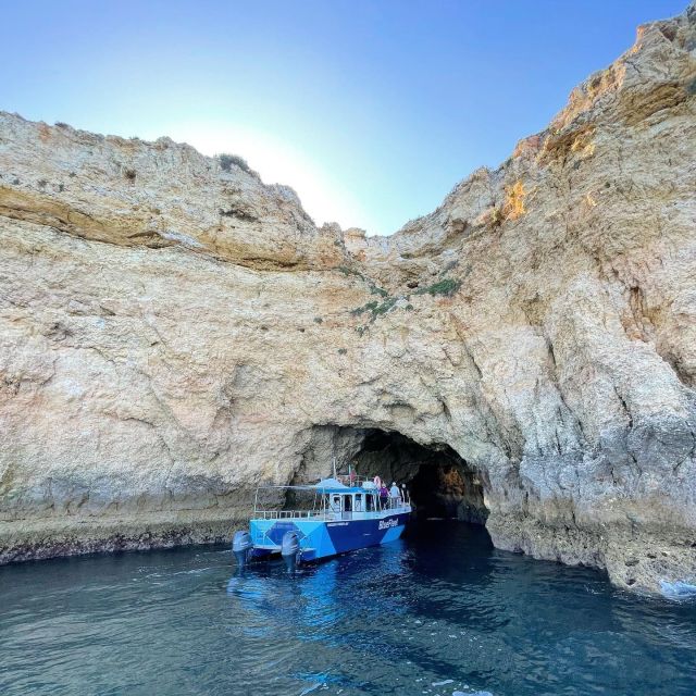 Coast Trip to Ponta da Piedade From Lagos - The cruise along the coast: relaxed views with real context