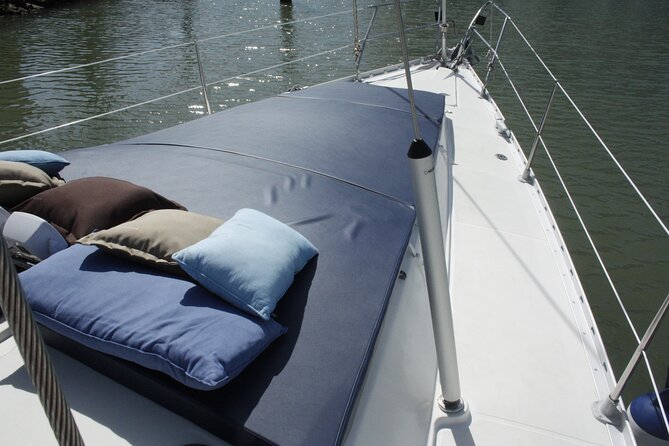 Coastal Tour on a Luxury Sailing Yacht From Vilamoura - Falésia Beach’s Clay Formations: The Close-To-Shore Photo Moment