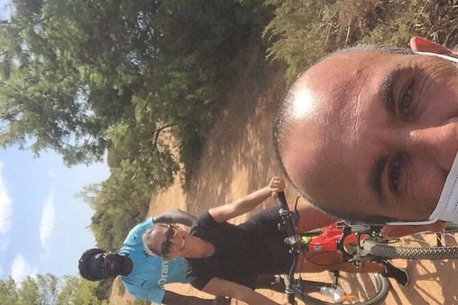 E-Bike Tour: Sete Vales Suspensos Trail (Marinha and Benagil) - Who should book, and who should think twice