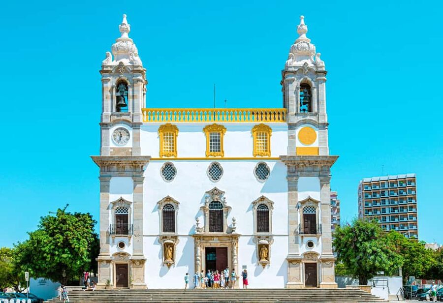 Eastern Portugal: Day Trip to Faro, Olhão, Tavira, & more - Olhão: Moorish roots and a working fishing-town market