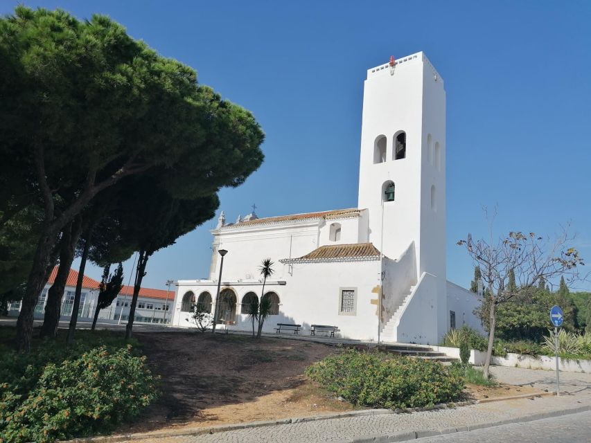 Faro: City tour - A 1-hour Faro loop with electric tuk-tuks