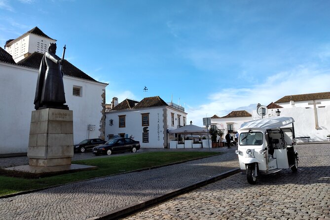 Faro City Tour on Electric Tuk tuks - Meeting at Doca8000 and how pickup works inside Faro city