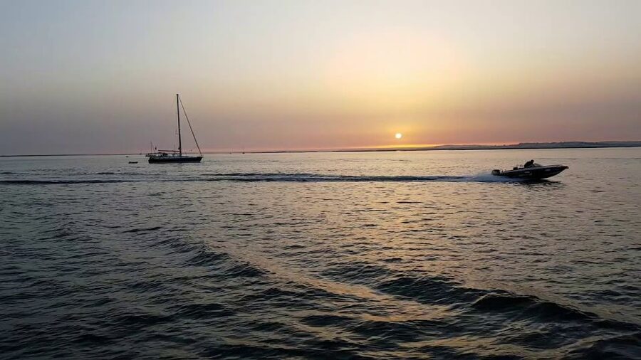 Faro: Ria Formosa Guided Sunset Tour by Catamaran - The Second 20 Minutes Back: Keep Warm as Light Fades